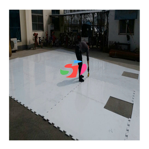 Mới được thiết kế giáng sinh làng trượt băng làm mát Mat giá cả tuyệt vời PE khúc côn cầu Bảng cắt theo kích thước Ice <span class=keywords><strong>Rink</strong></span> - Product Image 6