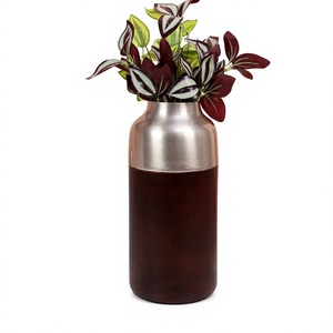 Elegante Florero Decorativo de Hierro de Dos Tonos con Acabado Duradero para Bodas, Fiestas o Decoración Interior y Exterior del Hogar - Product Image 1