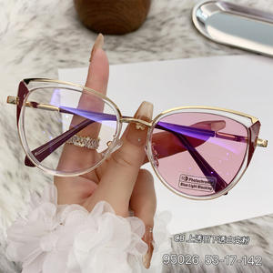 Gafas de sol tipo ojo de gato Hl 95026 para mujer, montura Tr90, lentes de PC, protección UV400, clase 2, gafas de sol de moda para uso en exteriores - Product Image 2