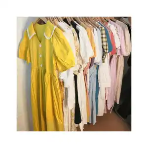 Balya başına sıcak satış 100 Kg renkli yaz İkinci el giyim A sınıfı rahat kullanılan giysiler İkinci el giyim kadın