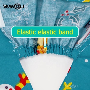 Cuffie Chirurgiche con Design Cartoon di Gattini, 100% Cotone per Uso Ospedaliero, Logo Personalizzabile - Product Image 4