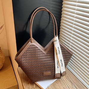 <span class=keywords><strong>Sac</strong></span> fourre-tout <span class=keywords><strong>à</strong></span> bandoulière en cuir PU tressé grande capacité pour femme, <span class=keywords><strong>sac</strong></span> <span class=keywords><strong>à</strong></span> <span class=keywords><strong>main</strong></span> décontracté - Product Image 1