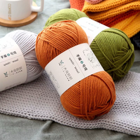 Venta al por mayor de fábrica: Hilo de algodón peinado de 6 cabos, 100g, ideal para bufandas, gorros y ganchillo a mano.