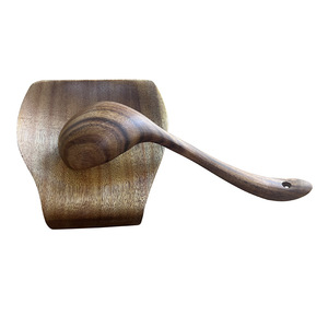 Cuillère à soupe en bois de teck Hemu Sunshine, petite cuillère courbée de style japonais pour la cuisson et le service des aliments, lavage à la main uniquement. - Product Image 2