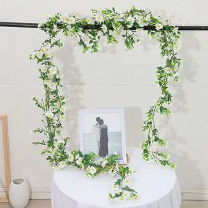 Guirlande <span class=keywords><strong>de</strong></span> fleurs <span class=keywords><strong>de</strong></span> marguerites artificielles en soie <span class=keywords><strong>de</strong></span> vigne, fausses feuilles <span class=keywords><strong>de</strong></span> vigne vertes pour décoration murale, fête et mariage - Product Image 2