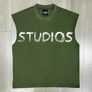 Débardeur homme <span class=keywords><strong>Oliver</strong></span> Green 250 g/m² 100 % coton, coupe ample, col rond, sans manches, personnalisable, impression sur mesure, vente en gros, vierge, soyeux - Product Image 1