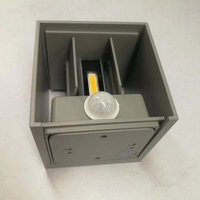 Lumière murale LED extérieure flexible réglable étanche IP65 avec capteur PIR 12W 0-90 degrés vers le haut et vers le bas pour jardin