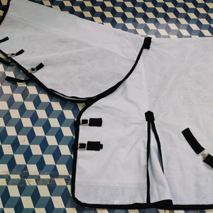 Couverture d'hiver pour cheval, résistante et imperméable, avec isolation thermique pour la protection contre le froid - Product Image 1