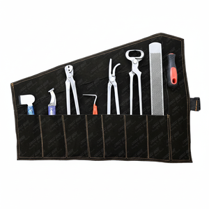 Kit de herradura de caballo mejor valorado con alicates de corte de pezuña de herrador, remachador de uñas, extractor de clavos y escofina moldeadora de pezuña resistente - Product Image 1