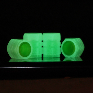 PUERXIN Capuchon de <span class=keywords><strong>valve</strong></span> de pneu universel pour moto et <span class=keywords><strong>voiture</strong></span>, <span class=keywords><strong>lumineux</strong></span> et autoluminescent - Product Image 6