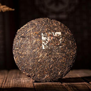 Suministro <span class=keywords><strong>de</strong></span> fábrica Miles <span class=keywords><strong>de</strong></span> años Árbol antiguo Shen Puer Tea Cake Ba Da Mountain 2004 Año Yunnan Qi Zi Bing - Product Image 3