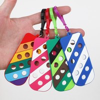 Porte-clés SW en PVC avec trou pour étiquette de bagage, breloques décoratives pour chaussures, porte-clés mignon et souple avec trou pour breloques, porte-clés étoile