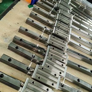 Guida di movimento lineare Cnc germania originale G0 G1 G2 G3 KWVE30-B-H-G3-V2 M10 e blocchi per sistema di guida lineare - Product Image 6