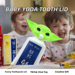 2026 Más Vendido Lindos Elfos Verdes Bebé Yoda Tapa de Plástico para Pasta de Dientes Juguetes Más Populares de TikTok Accesorios Creativos Divertidos Unisex 14 Años - Product Image 2