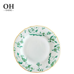 Vente en gros d'assiette verte Ouhe Service de vaisselle en porcelaine osseuse à motif coq et floral avec assiette à bordure dorée pour mariage sur le thème vert - Product Image 4
