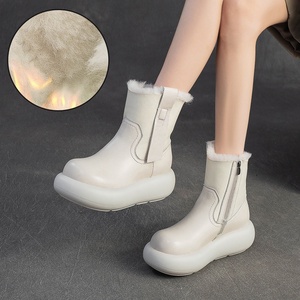 Bottines noires pour femmes avec doublure en fourrure, bottes d'hiver avec fermeture éclair latérale, chaussures élégantes pour hommes - Product Image 2