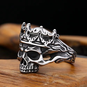 Yunnique – bague couronne vintage en forme de crâne, en acier inoxydable, bijoux unisexes à la mode, cadeau - Product Image 2