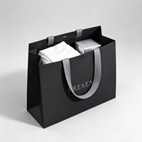 Sacs en papier de luxe durables pour bijoux, vente en gros, pour collier, bague, bracelet, emballage cadeau, logo personnalisé imprimé, poignée en ruban