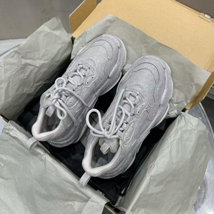 Zapatillas de Diseñador con Caja Triple S, Zapatos Casuales de Diseñador para Hombre y Mujer, Zapatillas Deportivas con Plataforma para Hombre, Zapatillas Deportivas para Exteriores con Suela Transparente Negra - Product Image 3