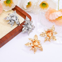 Strand 3D Blumen Mehrschichtige Legierung Ohrstecker Sommer Damen Instagram-Style Vintage Gold und Silber Blumen-Ohrstecker