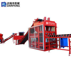 Macchina per mattoni DF4-10 in Bangladesh/terra argilla macchina per fare mattoni in <span class=keywords><strong>Gambia</strong></span>/semplice macchina per mattoni ad incastro - Product Image 1