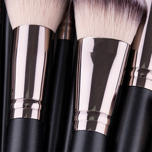<span class=keywords><strong>Amazon</strong></span> Hot Selling Black Cosmetic Brush High Quality 15pcs Professional Makeup Brush Set with Bag - Product Image 5