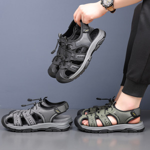 รองเท้าแตะกลางแจ้งผู้ชายระบายอากาศได้ดี ปิดนิ้วเท้า ส้นแบน ปิดด้วยเวลโคร สีเขียว ดำ เทา สีพื้น สำหรับเดินป่า ชายหาด ลำลอง ฤดูร้อน - Product Image 4