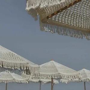 Parasol de luxe personnalisé en bois avec franges en corde de coton de 2,5 m, pour piscine, jardin, décoration extérieure, grand parasol de patio - Product Image 1