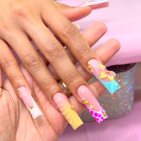 Ongles artificiels longs carrés à couverture complète, motif papillon, fleur rose, breloques chaîne dorée, colle plastique, lot de 10 pièces, tendance