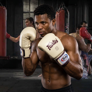 ถุงมือชกมวย Fairtex แบบสั่งทำพิเศษ หนังวัวแท้ สำหรับ MMA ซานด้า พร้อมสายรัดข้อมือแบบเวลโคร สำหรับฝึกซ้อมคิกบ็อกซิ่งและกีฬาต่างๆ - Product Image 2
