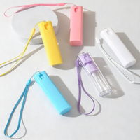 Bouteilles de parfum en plastique de 10 ml personnalisées en gros, portables avec cordon, pour voyage - MOQ 10000 pièces
