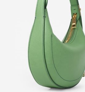 Fabricante de logotipos personalizados, bolso de hombro de mujer moderno y único, cuero PU suave y de alta calidad al por mayor para mujeres - Product Image 4