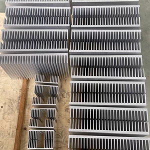 押し出しアルミニウムプロファイルヒートシンク大型フィンアルミニウムLEDヒートシンクLEDグローライトラジエーター - Product Image 3