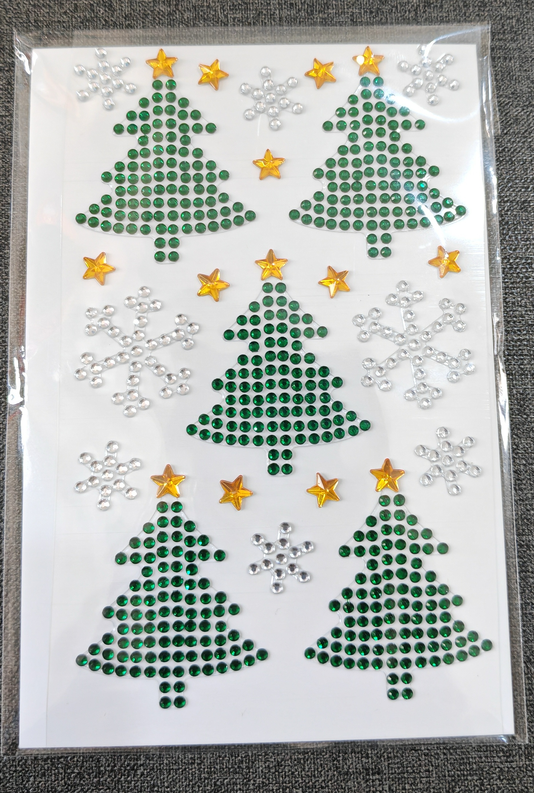 1.Christmas tree snowflakes