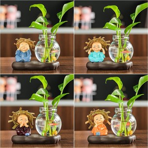 Vase hydroponique artisanal en résine avec quatre moines et lierre vert, décoration de table pour la maison, le bureau, style zen asiatique, cadeau artisanal - Product Image 1