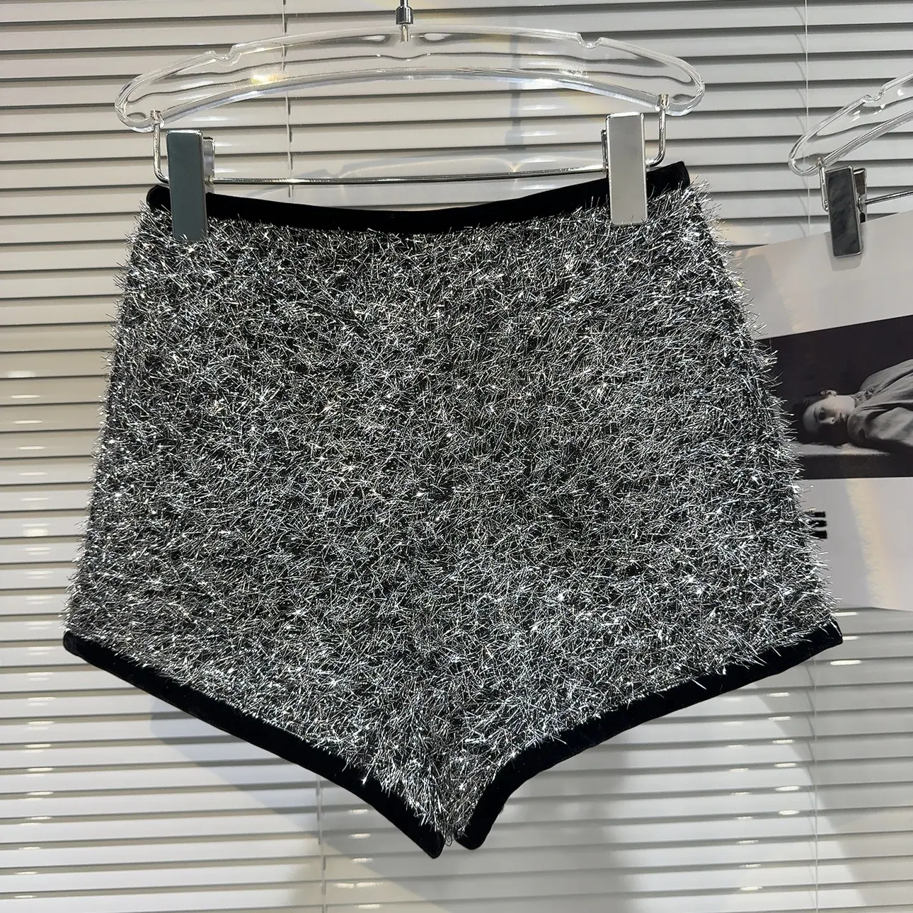 OUDINA Calças de inicialização para mulheres, shorts elegantes e quentes de lã para meninas, lantejoulas brilhantes por atacado