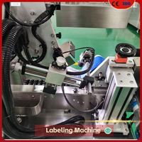 Applicateur d'étiquettes auto-adhésives automatique pour bouteilles rondes et carrées de 100 ml à 1000 ml pour l'industrie de la santé