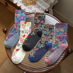 Chaussettes <span class=keywords><strong>fantaisie</strong></span> coréennes vintage en gros, motif de fruits, chaussettes en coton <span class=keywords><strong>fantaisie</strong></span> colorées pour femmes - Product Image 1