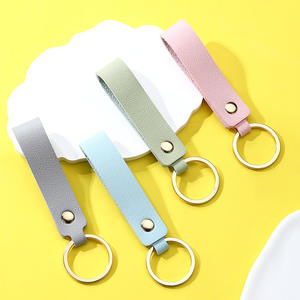 Porte-clés en cuir PU personnalisé promotionnel, cadeau tendance pour les propriétaires de voitures, porte-clés vierge pour gravure personnalisée - Product Image 1