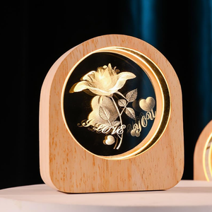 Lampe à illusion 3D, veilleuse pour meilleur ami, sœur, garçons et filles, femmes, anniversaire, lampe de table en bois LED avec USB (Rose d'amour) - Product Image 3