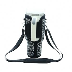 Sac de transport personnalisé pour bouteille d'eau Stanley 40 oz avec sangle bandoulière - Product Image 5