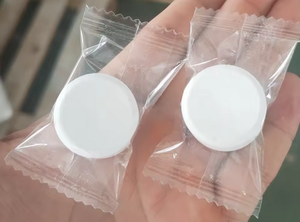 เครื่องบรรจุภัณฑ์แบบซองพลาสติกแนวตั้งสำหรับเม็ดสังกะสี<span class=keywords><strong>เคลือบ</strong></span>กลม 300 มก. 3 ช่อง สำหรับนับและบรรจุสินค้าชิ้นเล็ก - Product Image 2