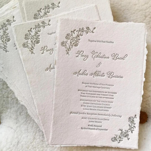 การ์ดเชิญงาน<span class=keywords><strong>แต่งงาน</strong></span>ทำมือ กระดาษลายนูนขอบหยัก ดีไซน์หรูหรา พร้อมขอบลายดอกไม้  แบบกดนูน  งานฝีมือประณีต - Product Image 1