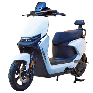 มอเตอร์ไซค์สำหรับผู้ใหญ่ 60/72V 1500W กำลังสูง 1500W สกู๊ตเตอร์ 70 กม./ชม. ระยะทางไกล มอเตอร์ไร้แปรงถ่าน ระบบดิสก์เบรก - Product Image 1