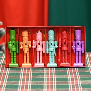 Juego de 6 Cascanueces Decorativos Navideños de Madera para Adorno, Venta al por Mayor - Product Image 5