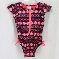Fabricants de maillots de bain Kids Texture personnalisés en gros Toddler Girls Maillot de bain anti-UV à volants Maillot de bain une pièce avec nœud papillon