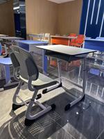 Table de formation mobile pliable avec plateau rabattable et roulettes pour salle de classe et salle de réunion