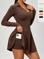 Ensemble deux pièces sport décontracté pour femme, style européen-américain, automne, uni, haute élasticité, avec jupe de tennis moulante à manches longues et décolleté en V profond, et short galbant effet fesses de pêche