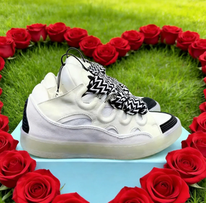 Chaussures de sport luxueuses en cuir et mesh avec semelle intermédiaire en EVA, lacets épais et larges. Disponible en tailles pour hommes et femmes - Product Image 5