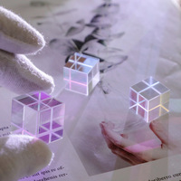 CHUANGXUN Attrape-soleil Cube Coloré Prisme Mélange de Couleurs Cristal Verre Optique Style Chinois Jouet Décoratif de Bureau Plaqué Arc-en-ciel